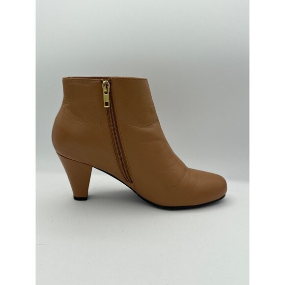 Leather Ankle Boots With Mid Heel & Gold Zip Closure Size 7 - Picture 4 of 7